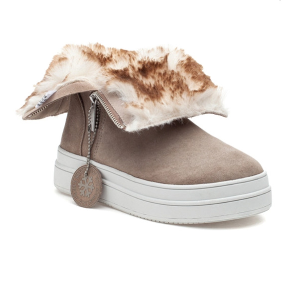 J/Slides NYC TRISTAN Taupe Waterproof Suede Bootie - Picture 1 of 10